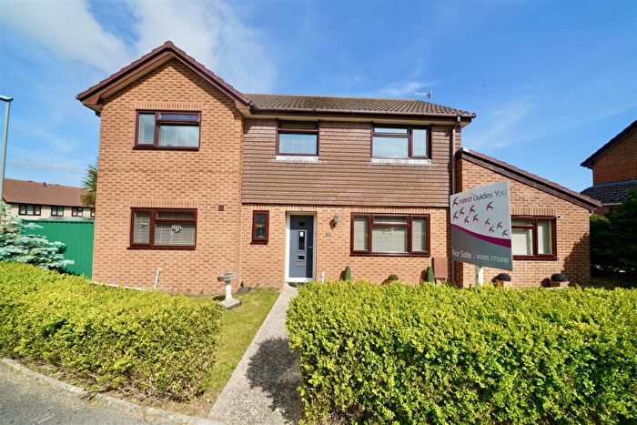 4 Bedroom Detached House For Sale In Primula Close, Weymouth, DT3