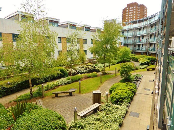 2 Bedroom Flat To Rent In Sharpthorne Court, Fleet Street, Brighton, BN1