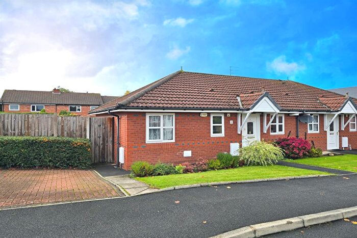2 Bedroom Semi-detached Bungalow For Sale In Arcon Place, Altrincham, WA14