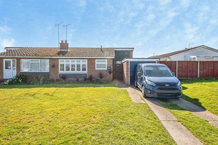 2 Bedroom Semi Detached Bungalow For Sale In Sparrows Herne, Clacton-On-Sea, CO15