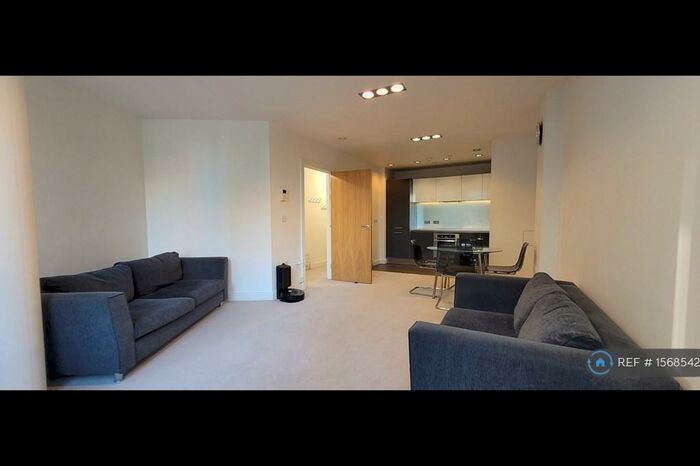 2 Bedroom Flat To Rent In Strand Street, Liverpool, L1