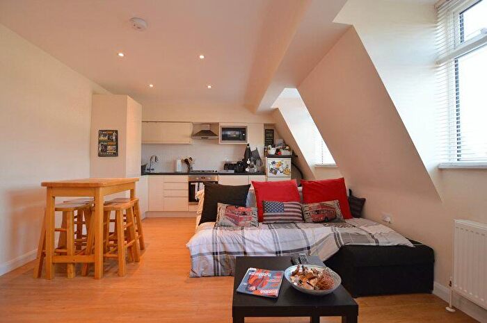 1 Bedroom Apartment To Rent In Station Road, North Harrow, HA2