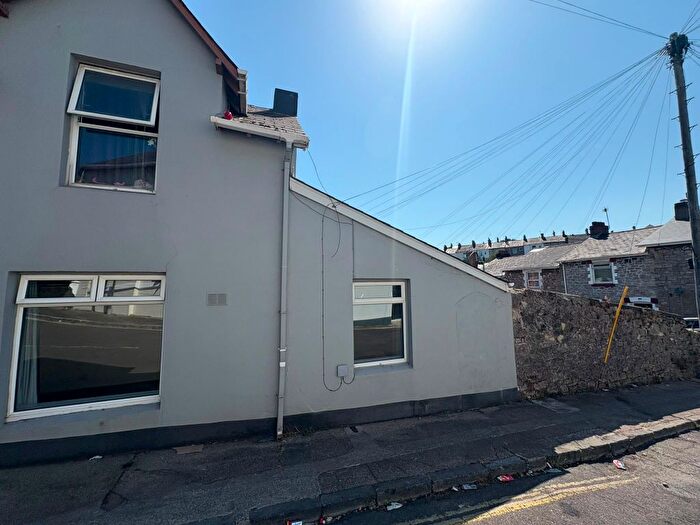 1 Bedroom Property To Rent In Ellacombe Road, Torquay, TQ1