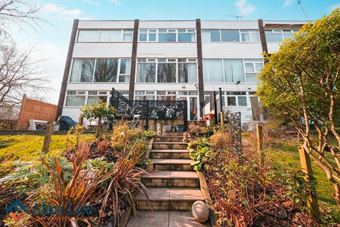 3 Bedroom Terraced House For Sale In Bollin Mews, Prestbury, SK10