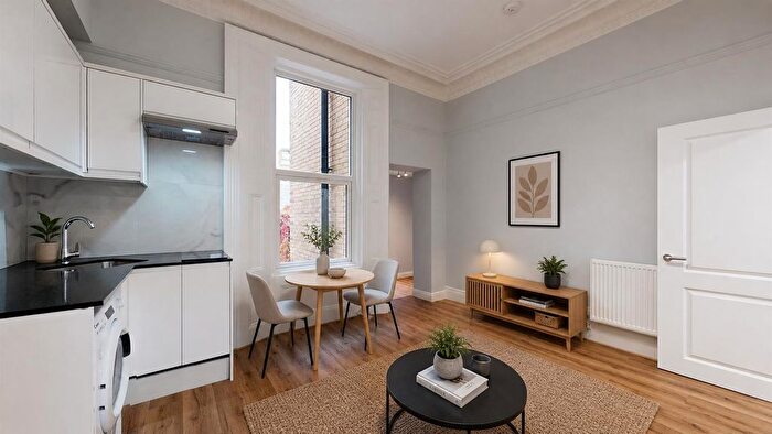 1 Bedroom Flat To Rent In Lexham Gardens, Kensington, W8