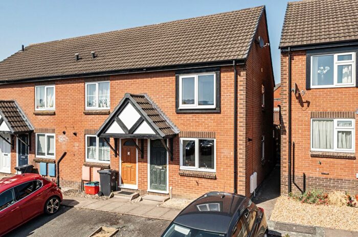 2 Bedroom End Of Terrace House For Sale In Glandwr, Newtown, Powys, SY16