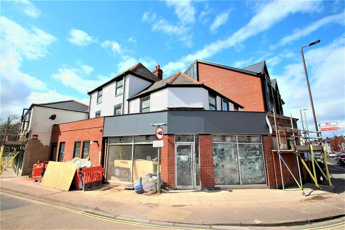 2 Bedroom Flat To Rent In Priory Crescent, Southsea, PO4