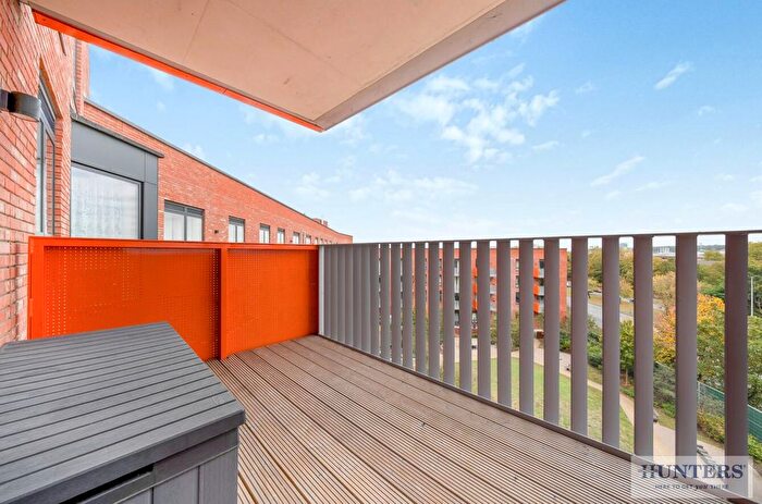 2 Bedroom Flat For Sale In Thames Reach, West Thamesmead, SE28