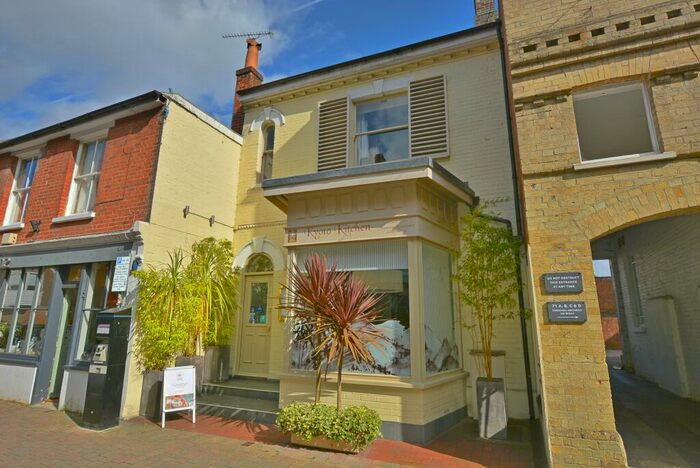 3 Bedroom Apartment To Rent In Parchment Street, Winchester, SO23