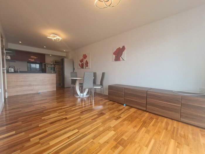 2 Bedroom Apartment To Rent In The Boulevard, Birmingham, B5