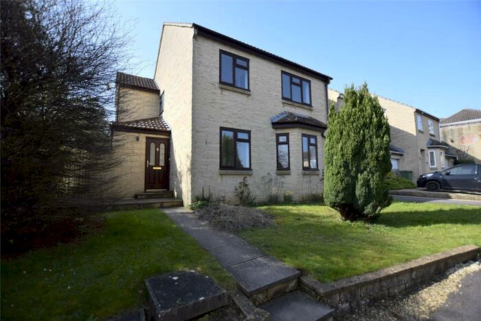 4 Bedroom Detached House To Rent In Elliston Drive, Bath, BA2
