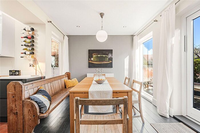 4 Bedroom Semi-detached House For Sale In Windmill Road, Headington, OX3