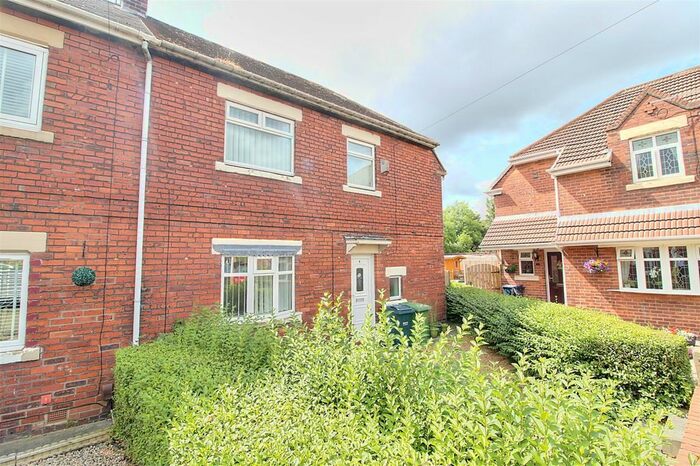 2 Bedroom Semi-Detached House To Rent In Wardill Gardens, Gateshead NE9