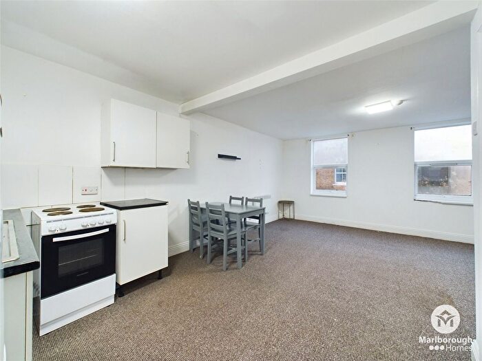 Studio To Rent In Bradbury Street, Dalston, London, N16