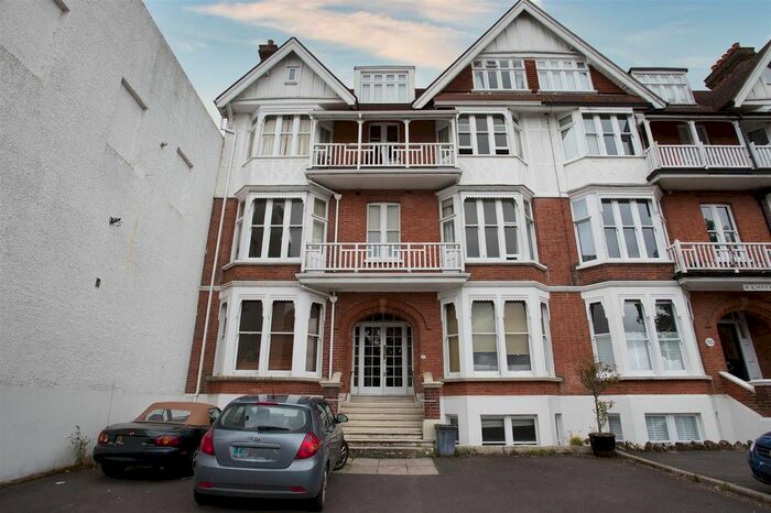 1 Bedroom Flat To Rent In Mount Ephraim, Tunbridge Wells, TN4