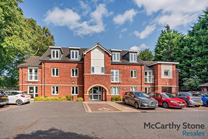 1 Bedroom Apartment For Sale In Browning Court, Fenham, Newcastle Upon Tyne, NE4