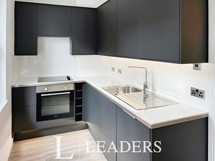 1 Bedroom Flat To Rent In Windsor Street, BN1