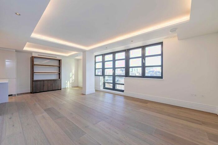 2 Bedroom Flat To Rent In Kensington Gardens Square, London, W2