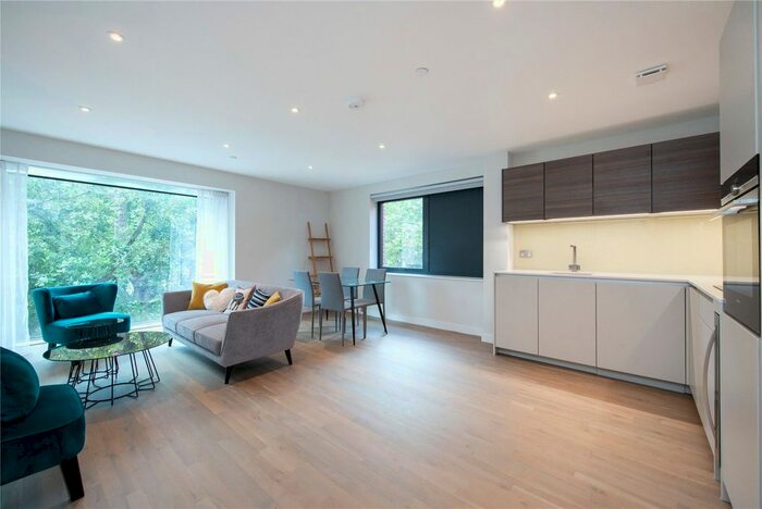 2 Bedroom Flat To Rent In Viridium Apartments, - Finchley Road, NW3