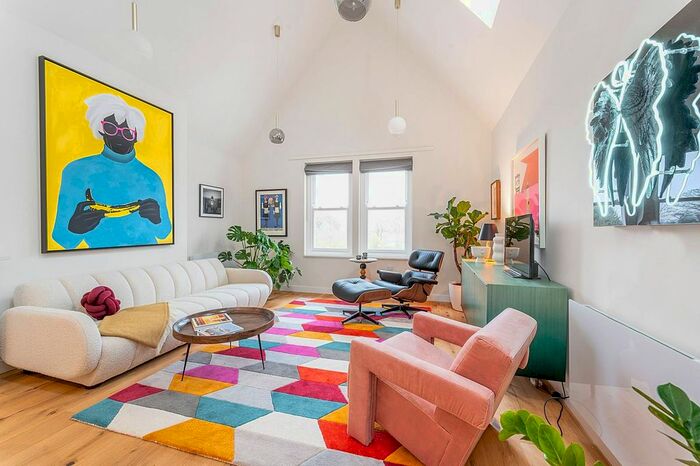 1 Bedroom Flat To Rent In East Acton Lane, Acton, London, W3