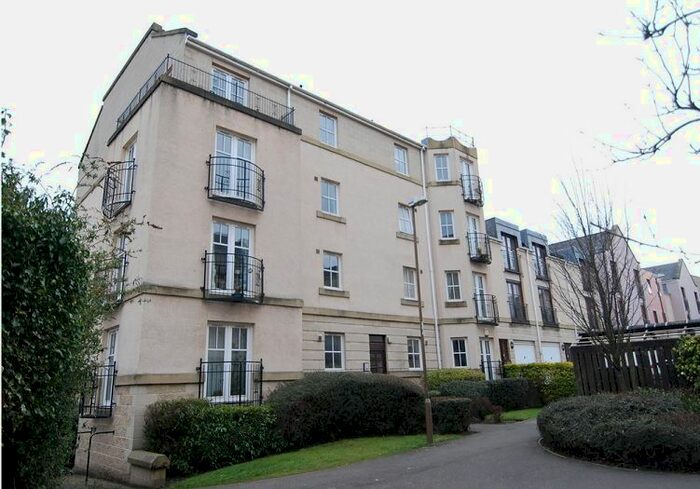 2 Bedroom Flat To Rent In Huntingdon Place, Edinburgh EH7