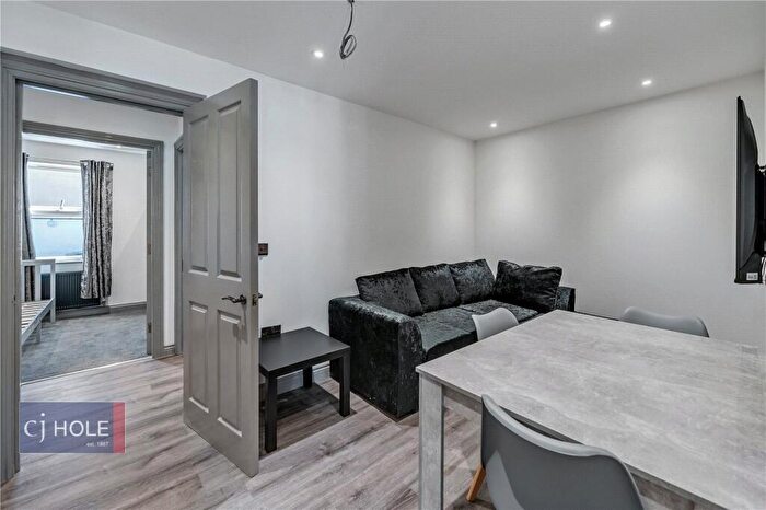 3 Bedroom End Of Terrace House To Rent In Clouds Hill Road, Bristol, Somerset, BS5