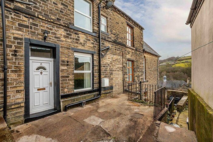 1 Bedroom Terraced House For Sale In Back Lane, Ripponden, HX6