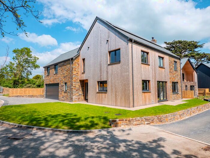 4 Bedroom Detached House To Rent In Cleavelands, Bude, EX23