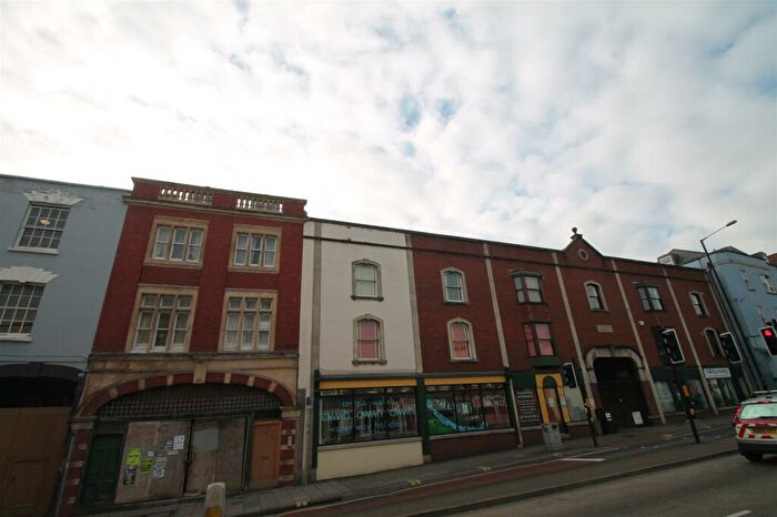 1 Bedroom Flat To Rent In B, West Street, St Philips, Bristol, BS2