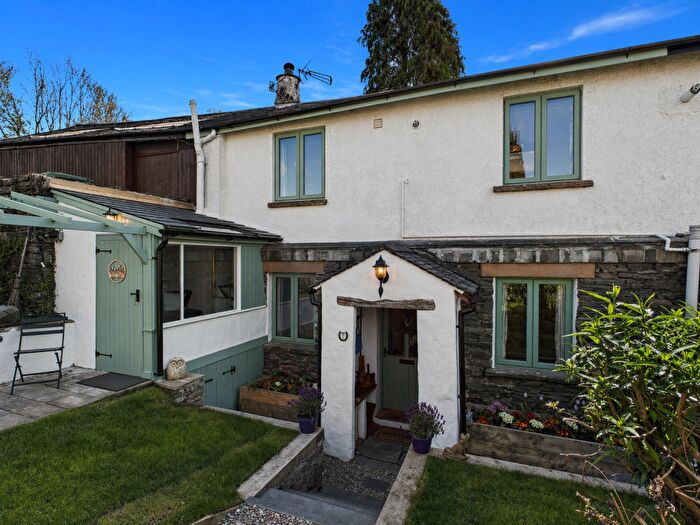 2 Bedroom Cottage For Sale In The Coach House, Cross Street, Windermere, LA23