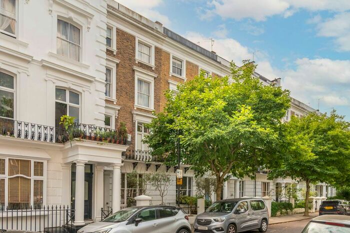 2 Bedroom Flat To Rent In Sunderland Terrace, Westbourne Grove, London, W2