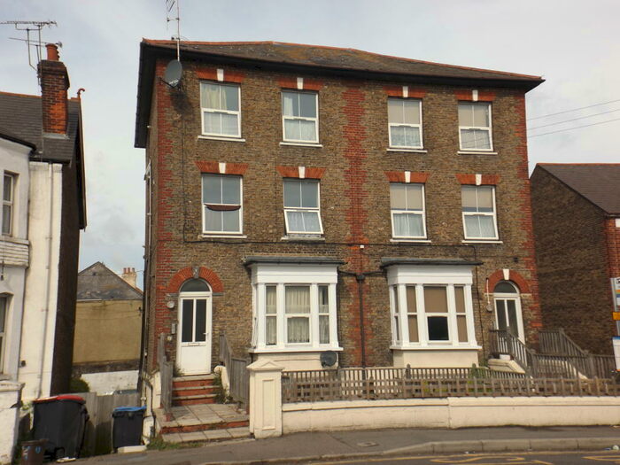 2 Bedroom Property To Rent In Ramsgate Road, Margate, CT9