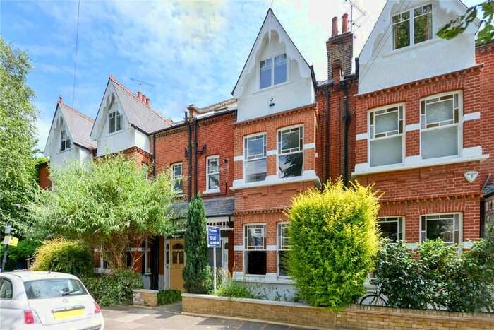 2 Bedroom Flat To Rent In Ennismore Avenue, London, W4