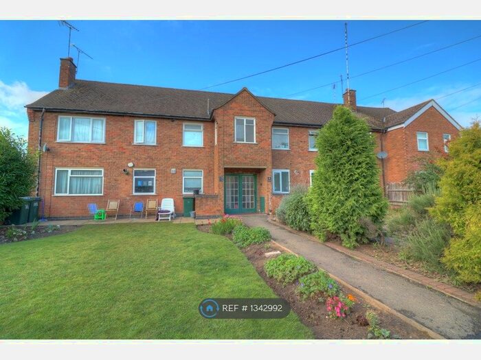 2 Bedroom Flat To Rent In Hipswell Highway, Coventry, CV2