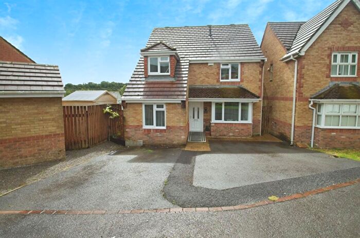 4 Bedroom Detached House For Sale In Birch Wood Drive, Tonyrefail, Porth, CF39