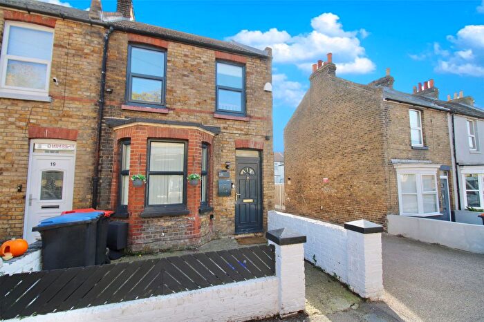 2 Bedroom End Terrace House For Sale In Marlborough Road, Margate, CT9