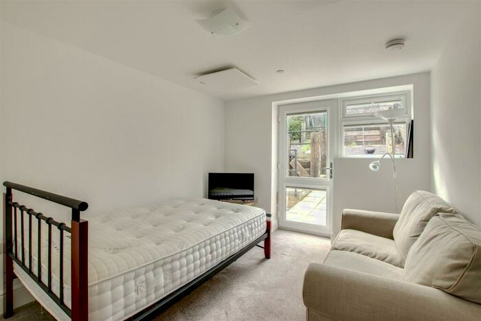 Studio To Rent In Fort Road, Newhaven, BN9