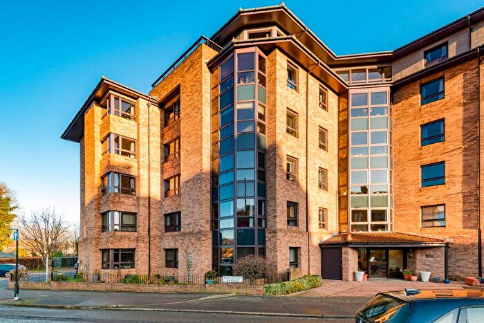 2 Bedroom Retirement Property For Sale In / Blackford Avenue, Blackford, EH9