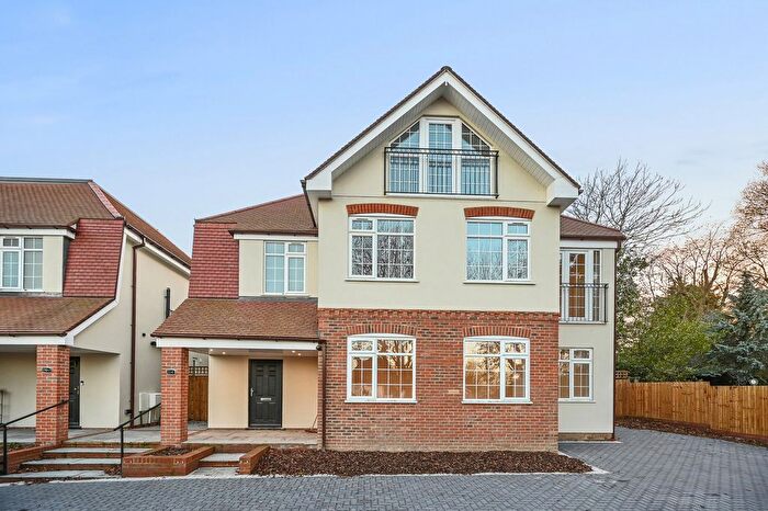 7 Bedroom Detached House For Sale In Addiscombe Road, London, CR0