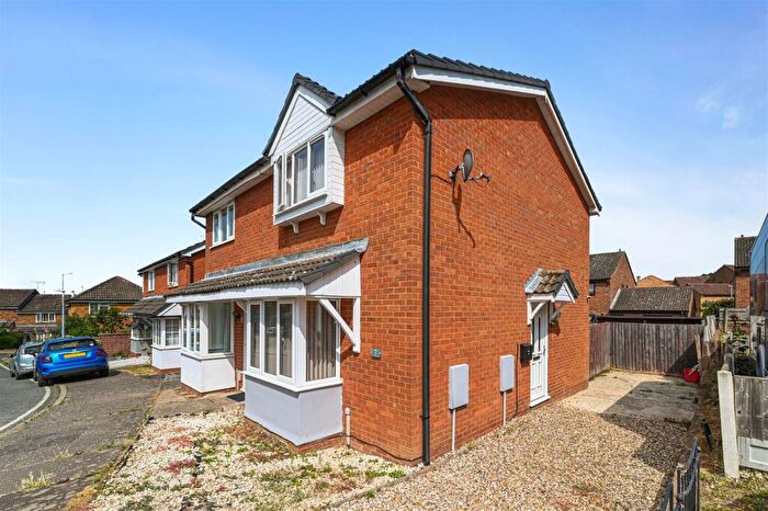 2 Bedroom Semi-Detached House For Sale In Lydgate Close, Lawford, Manningtree, CO11