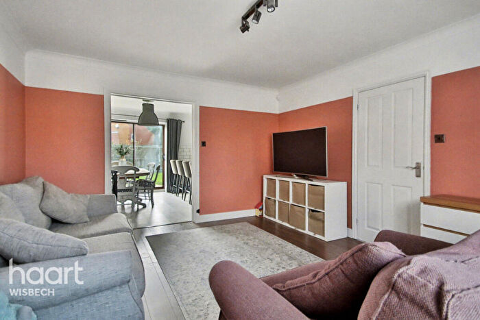 4 Bedroom Detached House For Sale In Orchard Drive, West Walton, PE14