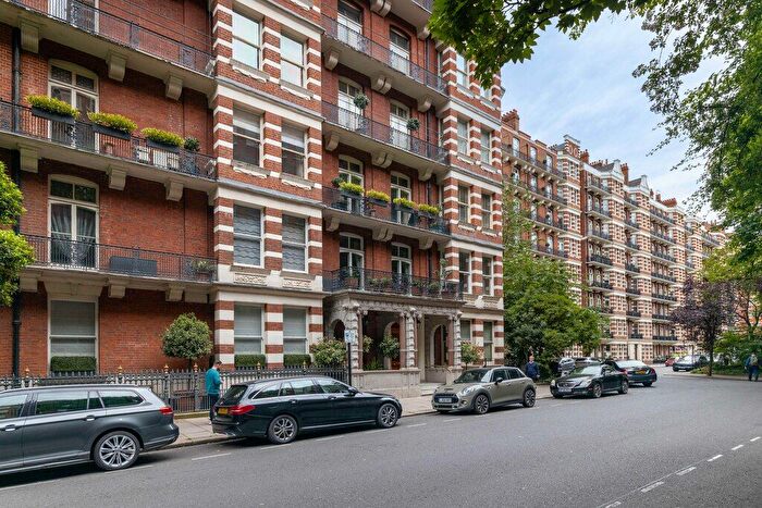 3 Bedroom Flat To Rent In Thirleby Road, Victoria, SW1P