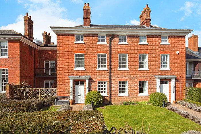 2 Bedroom Maisonette For Sale In Nizels Lane, Tonbridge, TN11