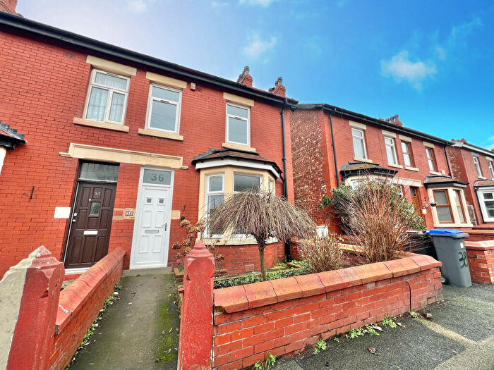 3 Bedroom Semi Detached House For Sale In Ferguson Road, Blackpool, FY1
