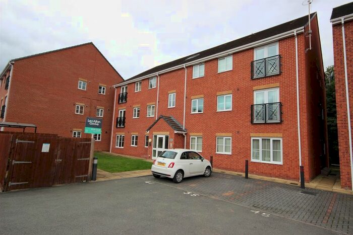 2 Bedroom Flat To Rent In Century Way, Halesowen, B63