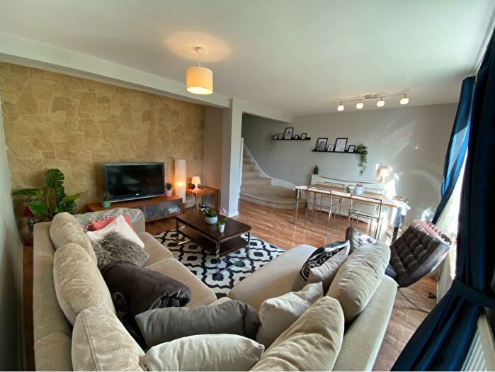 4 Bedroom Terraced House To Rent In West Drive, Edgbaston, Birmingham, B5