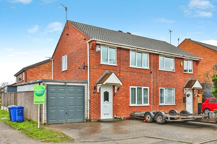 3 Bedroom Semi Detached House For Sale In Hawkins Court, Ilkeston, DE7