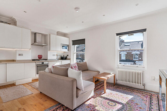 2 Bedroom Flat For Sale In Bawdale Road, London, SE22