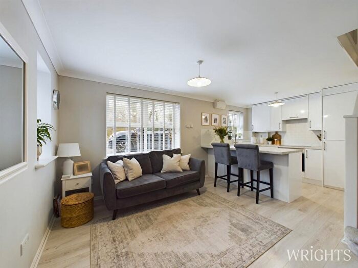 1 Bedroom Cluster House For Sale In Dunsters Mead, Welwyn Garden City, AL7