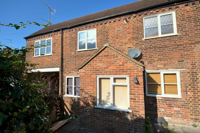 2 Bedroom Property To Rent In Mulberry Court, Hemel Hempstead, HP1